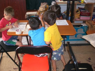 Mia's children 3.jpg